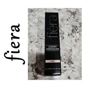 Fiera Cosmetics Full Coverage Luxury Concealer - Shade - Light ~ NEW IN BOX